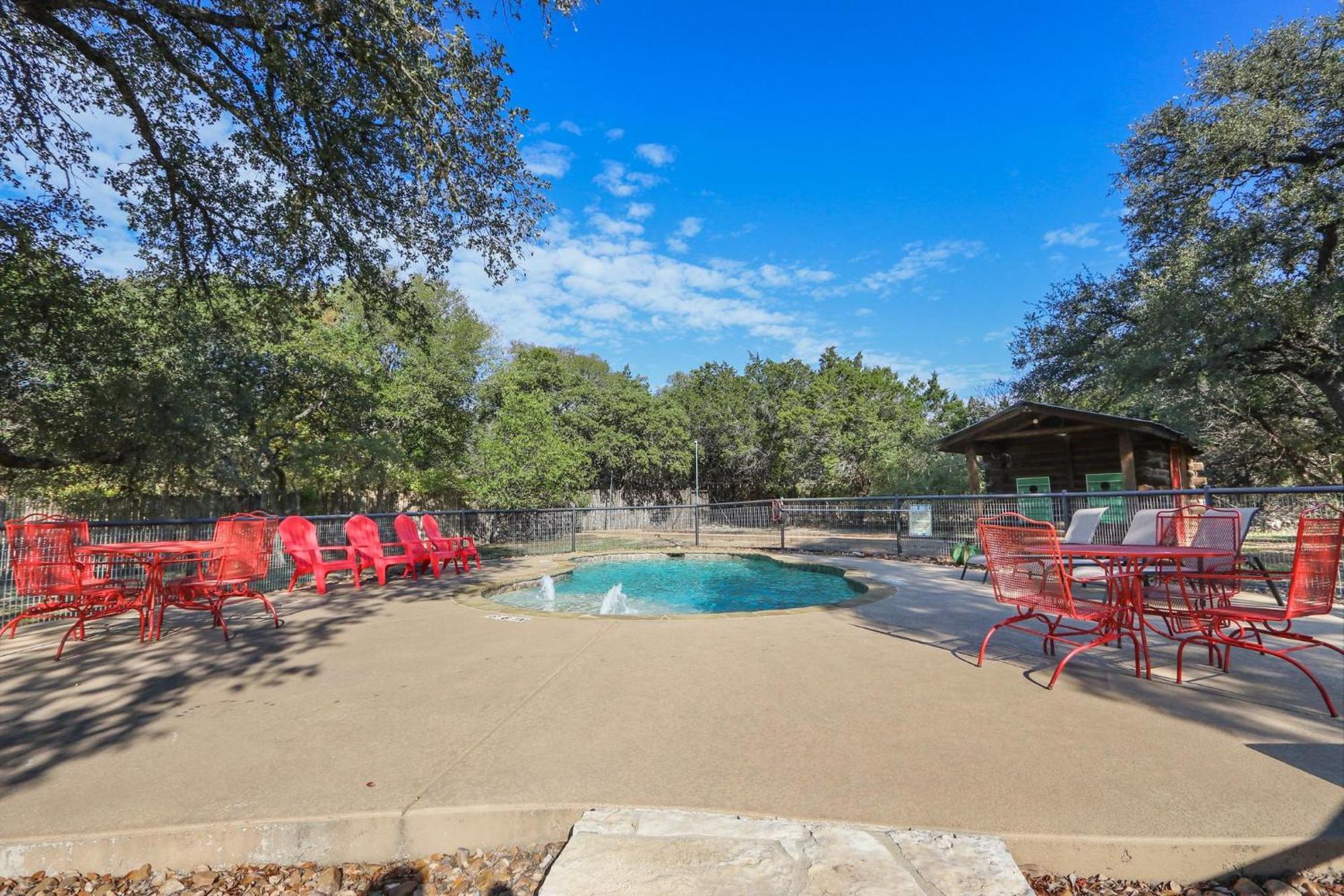 Wimberley Log Cabins Resort And Suites- Unit 5 外观 照片