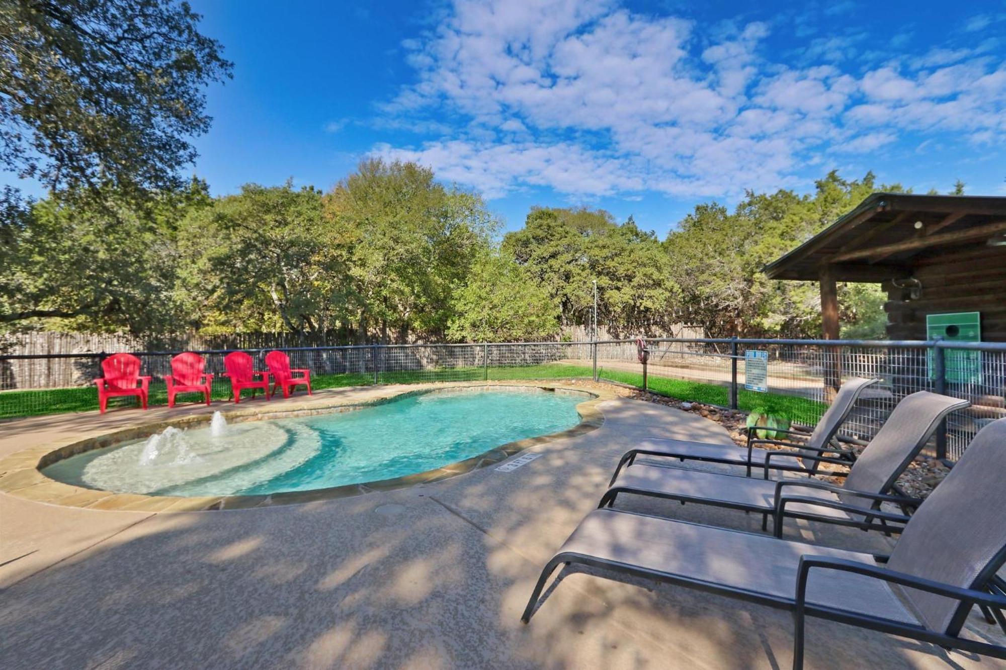 Wimberley Log Cabins Resort And Suites- Unit 5 外观 照片