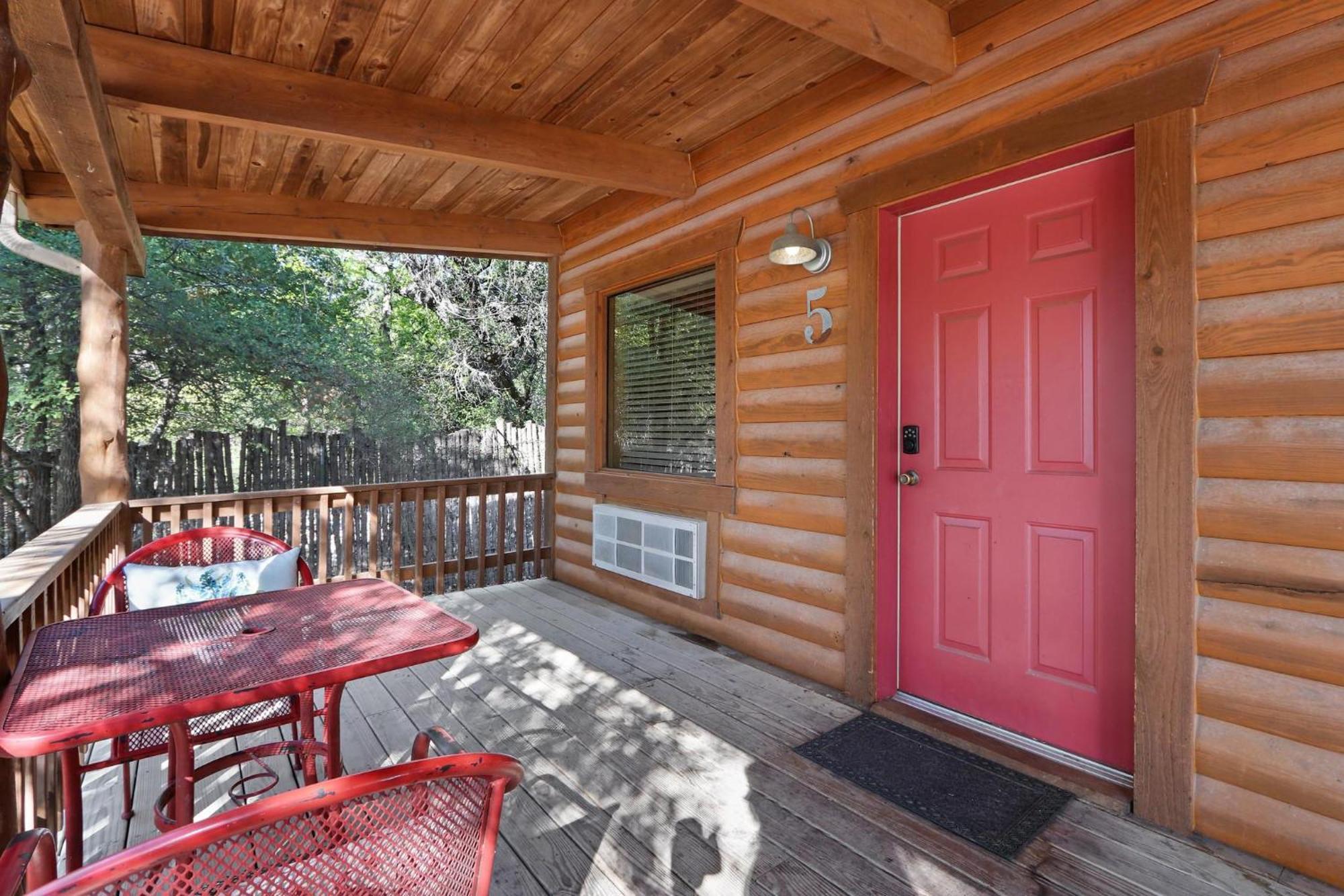 Wimberley Log Cabins Resort And Suites- Unit 5 外观 照片